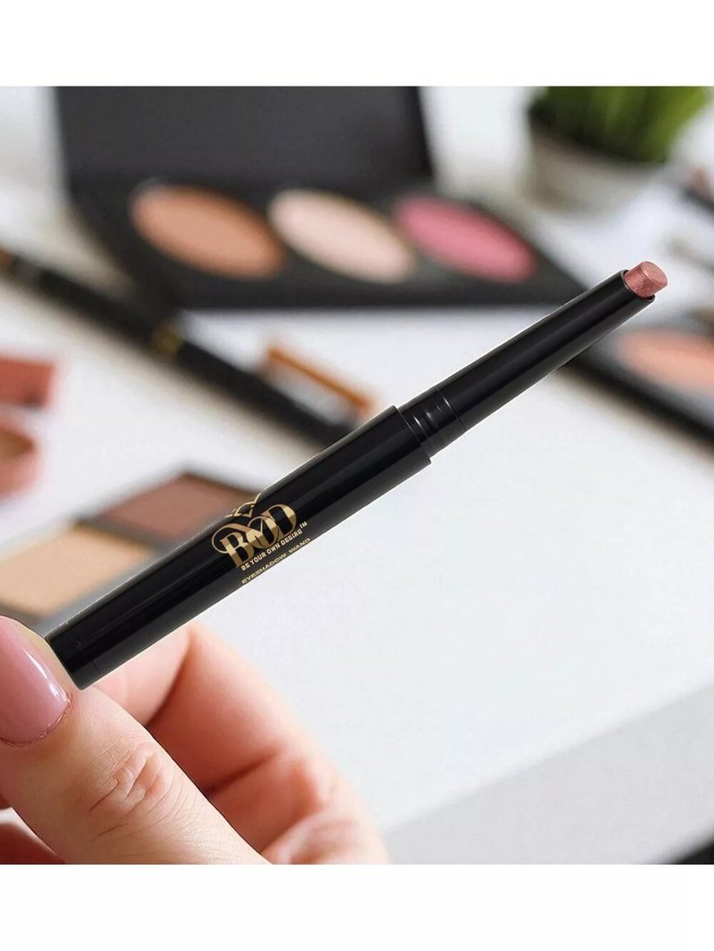 BYOD Eyeshadow Wand In Ethereal Rose - NIB